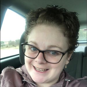 Meet your Posher, Caitlyn